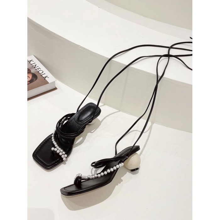 Schwarze Sandaletten für Damen mit speziellem Absatz, quadratische Zehen, PU-Leder, Schnürschuhe